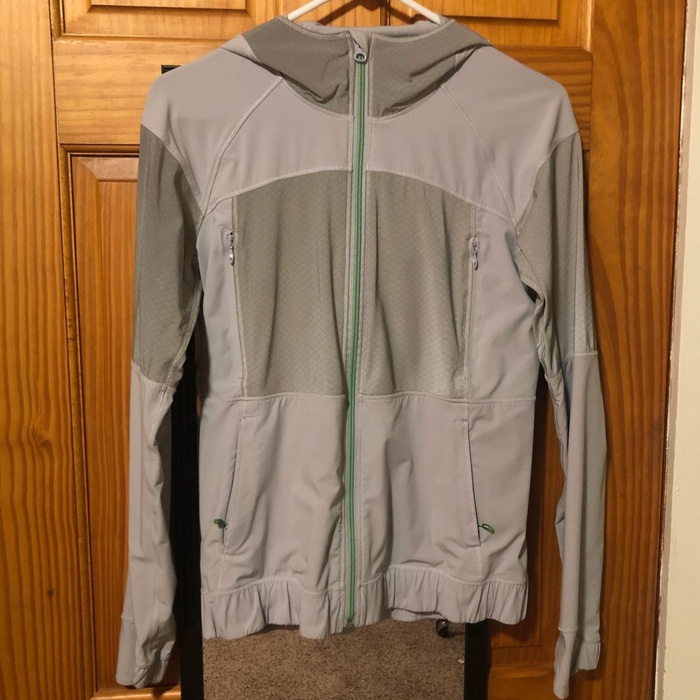 Lululemon RARE Reflective Light Speed Jacket